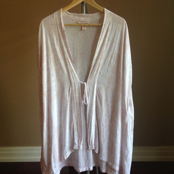Victoria’s Secret One Size Kimono Robe Beach Cover-Up - Picture 3 of 6